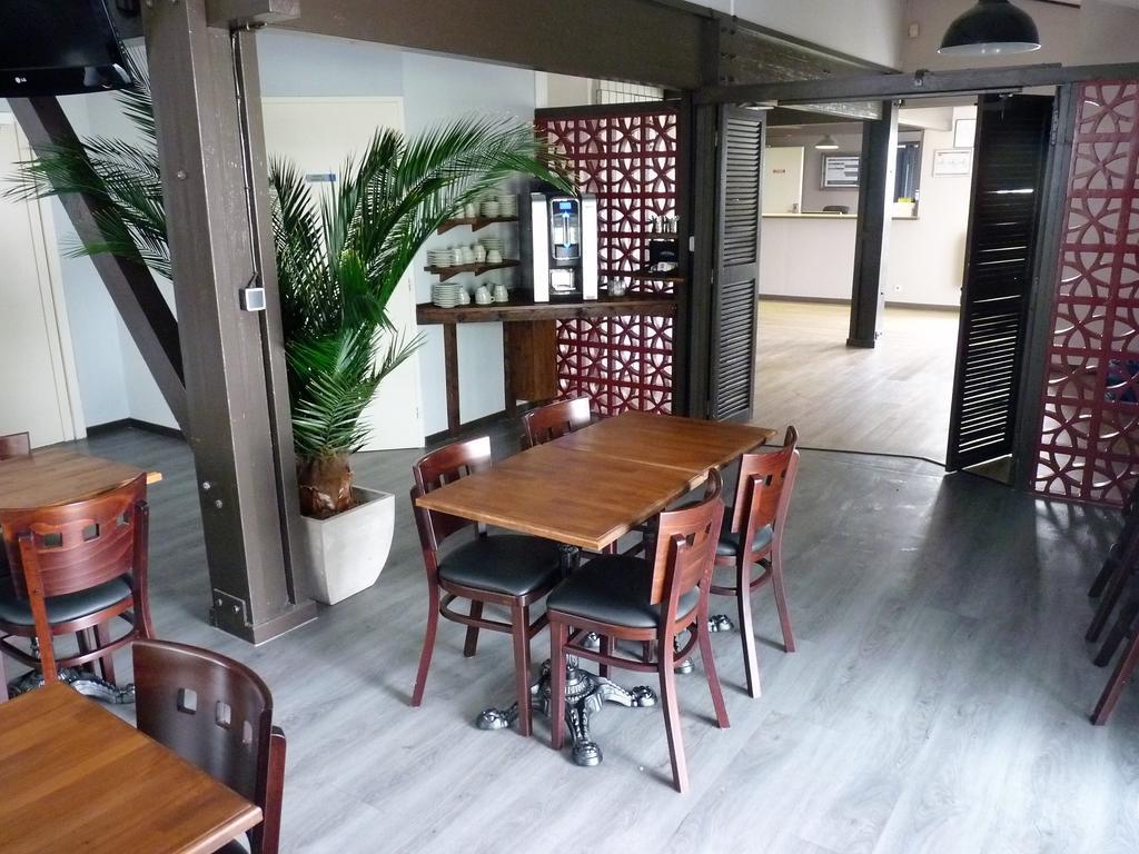 Hotel Wood Inn Bordeaux Aeroport Mérignac エクステリア 写真